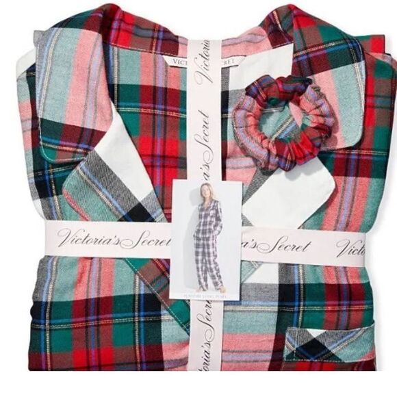 Victoria's Secret Other - Victoria’s Secret Soft Cotton Flannel long sleeve pajama 3 piece set plaid